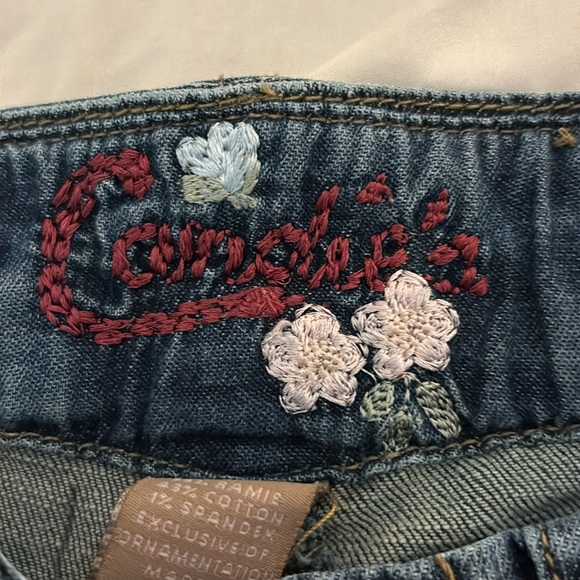 Size 9 candies blue jeans with steel button adornments - Picture 12 of 14